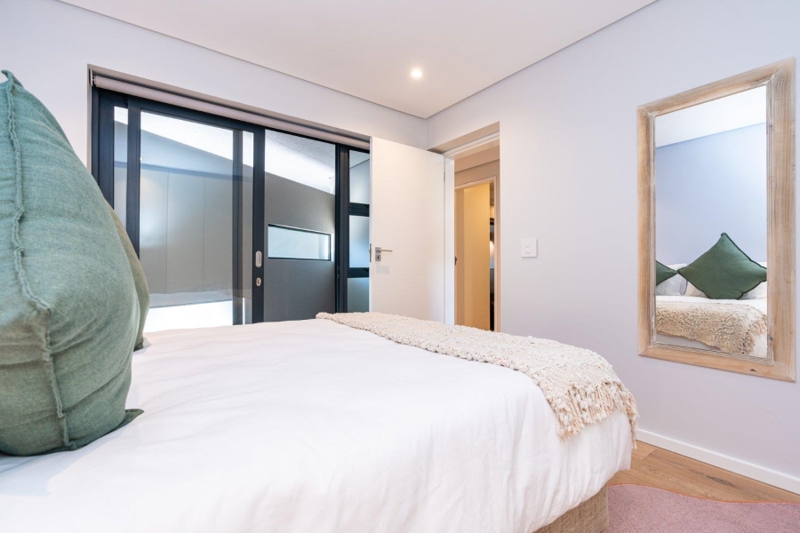 To Let 2 Bedroom Property for Rent in Three Anchor Bay Western Cape